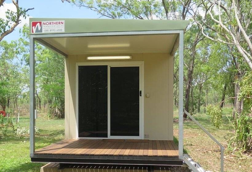 فندق Batchelor Holiday Park