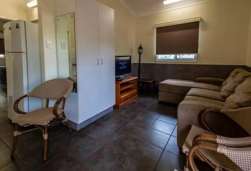 Hotelli Batchelor Holiday Park