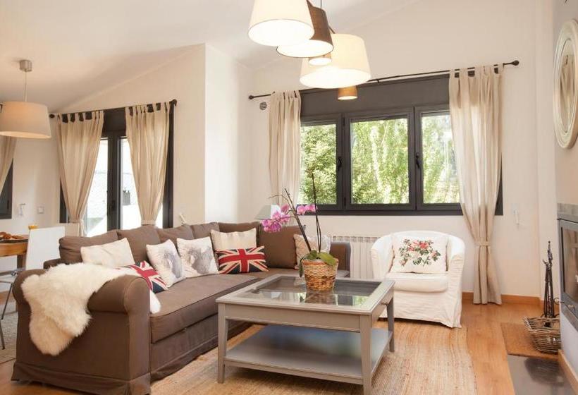 هتل Tarter Mountain Suites