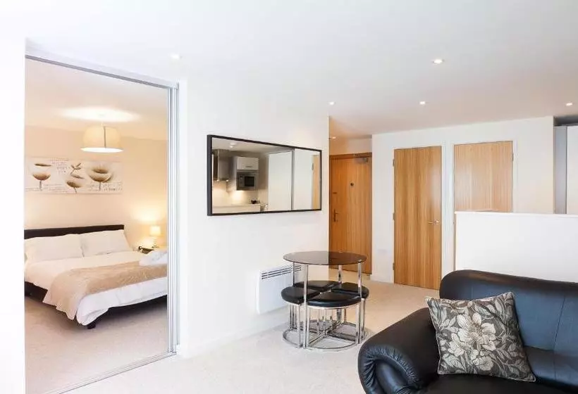 Hotelli The Paramount By Esa