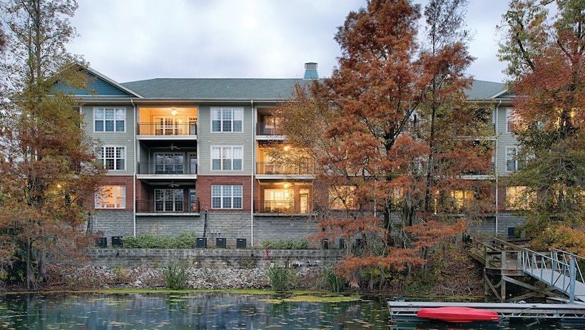 فندق Club Wyndham Lake Marion