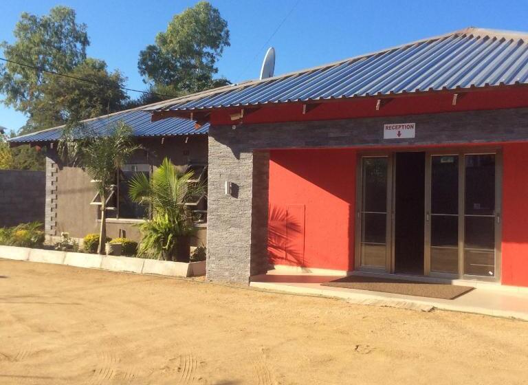 هتل La Signature Guest House