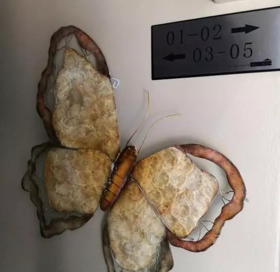 هتل La Signature Guest House