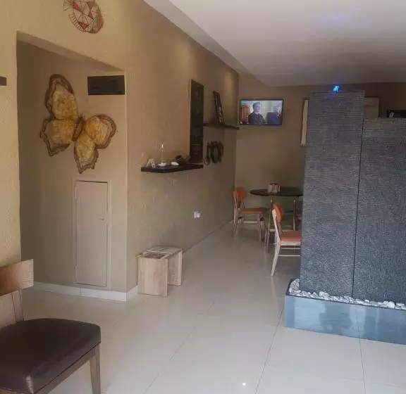 هتل La Signature Guest House