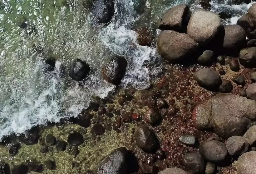 هتل Pousada Tropical Araçatiba