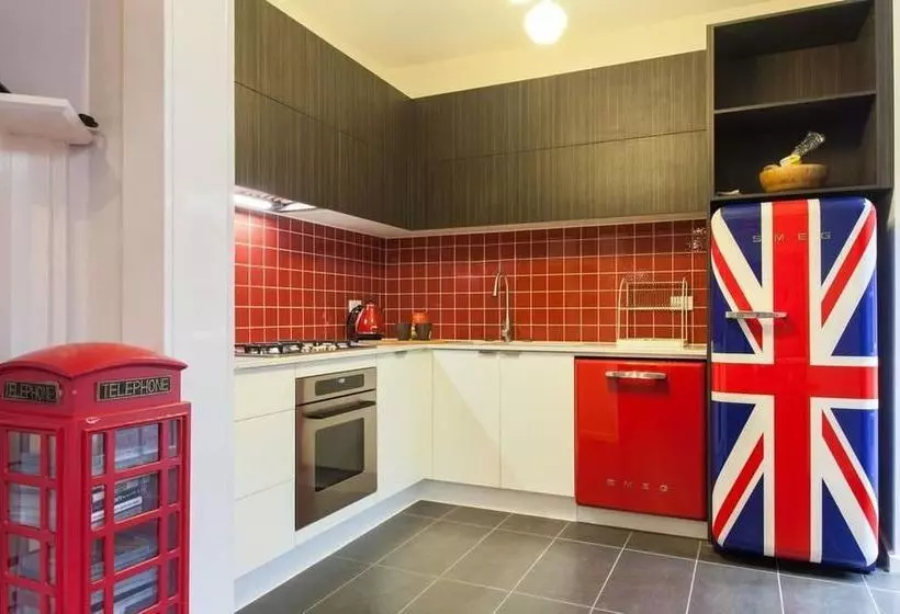 ホテル Redtro House South Yarra