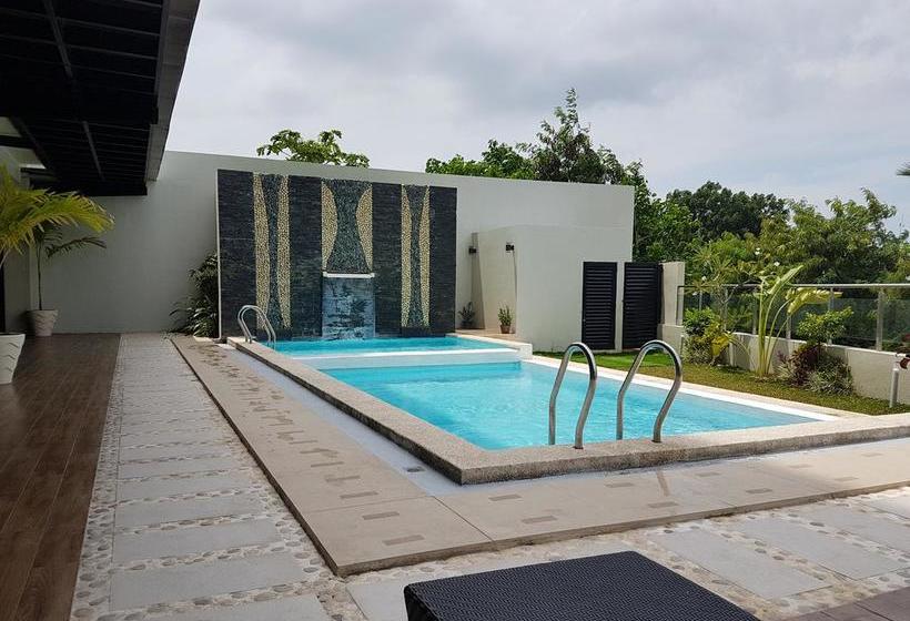 هتل Capital O 261 Rumah Highlands