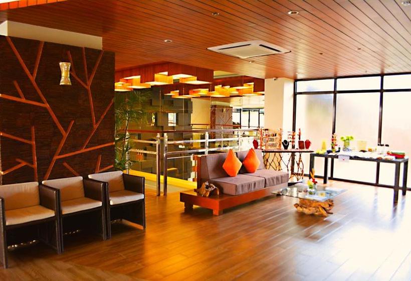 هتل Capital O 261 Rumah Highlands