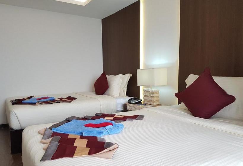 هتل Capital O 261 Rumah Highlands