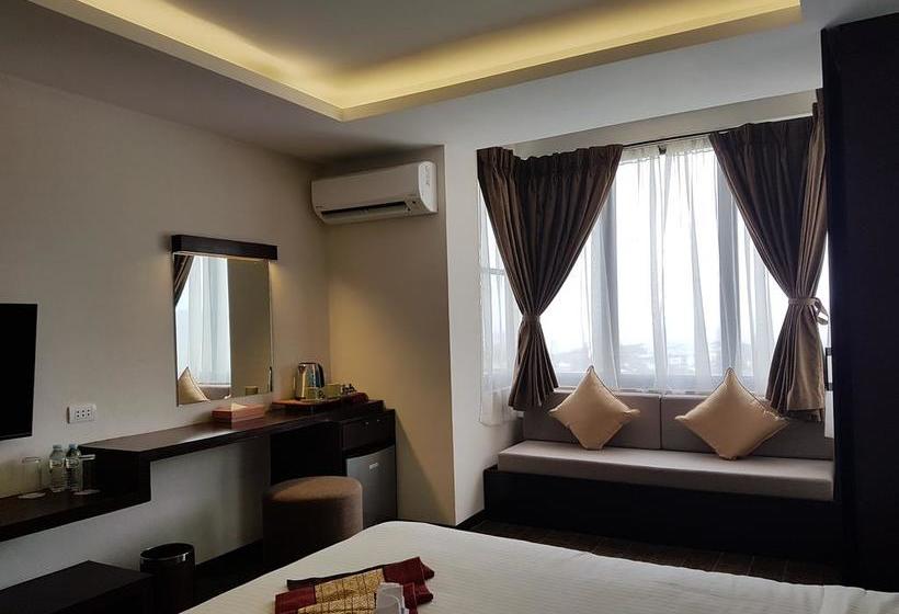 هتل Capital O 261 Rumah Highlands