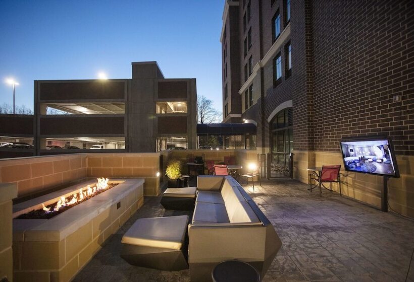 ホテル Springhill Suites By Marriott Athens Downtown/university Area