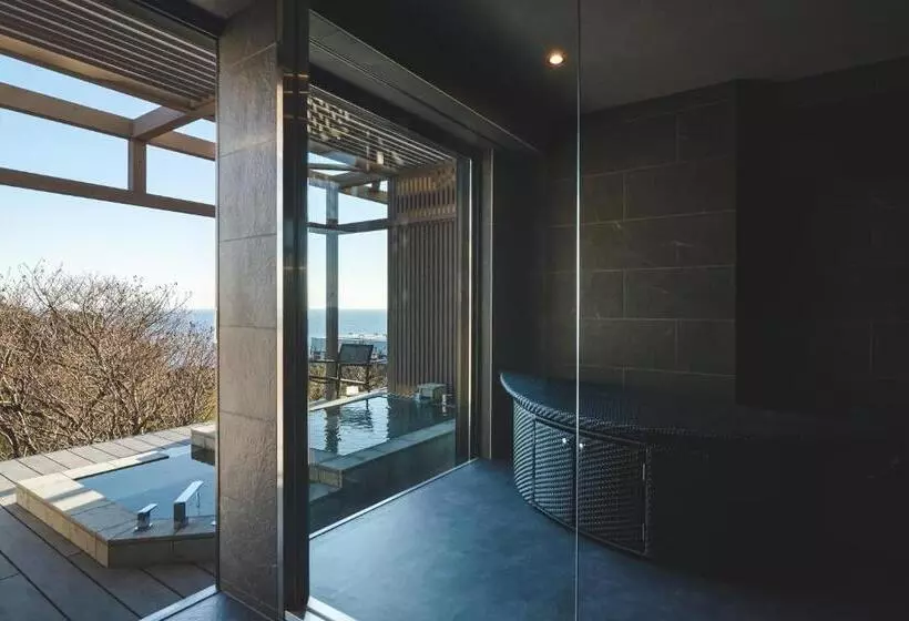 ホテル Themana Village