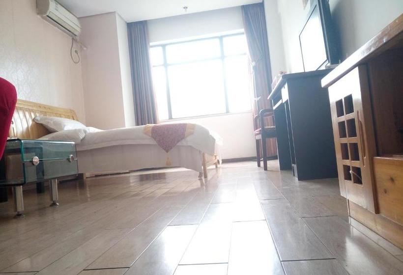 هتل Rivera Apart Exhibition Center