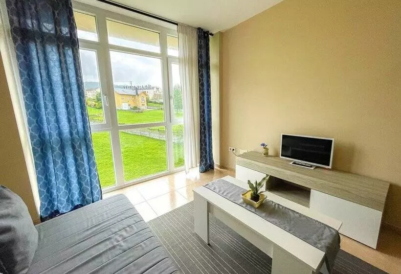 Apartamentos Playa de Las Catedrales 3000