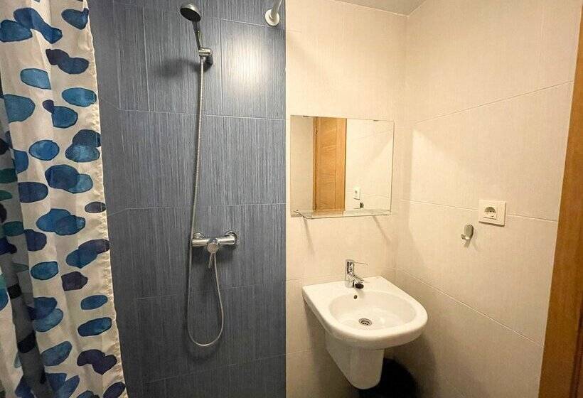 Apartamentos Playa de Las Catedrales 3000