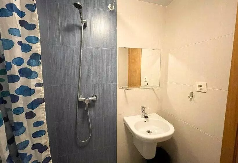 Apartamentos Playa de Las Catedrales 3000