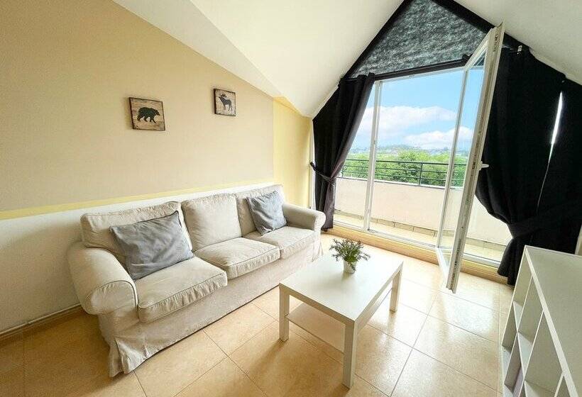 Apartamentos Playa de Las Catedrales 3000