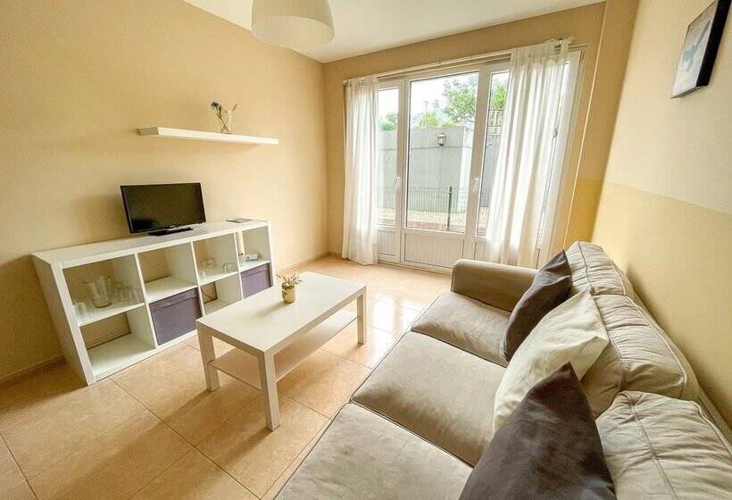 Apartamentos Playa de Las Catedrales 3000