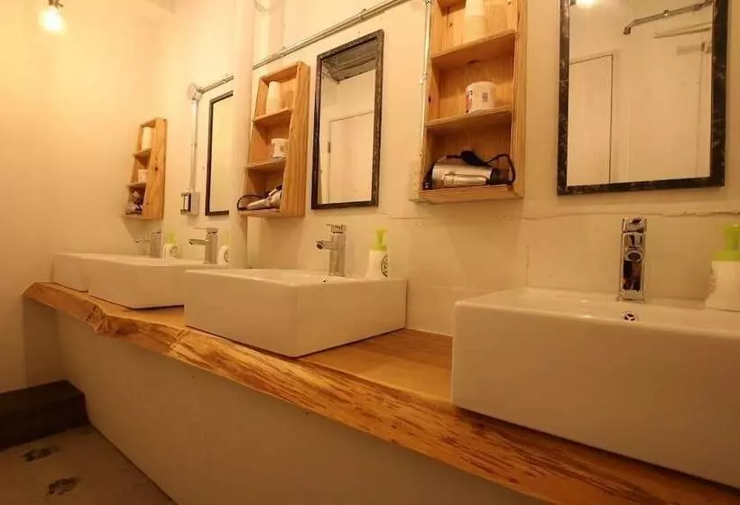 ホテル 365base Outdoor Hostel