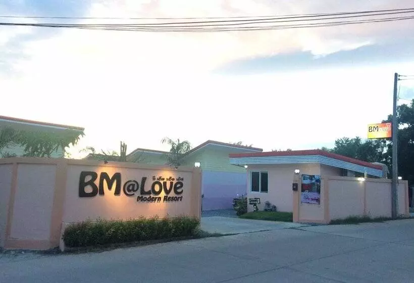 هتل Bm At Love