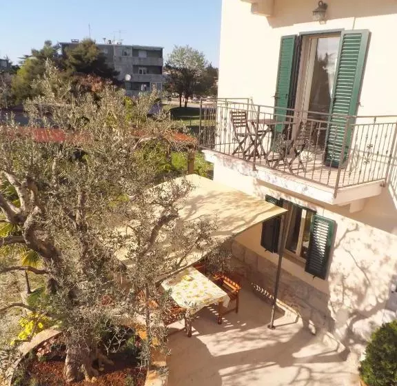 هتل Casa Saina Rovinj