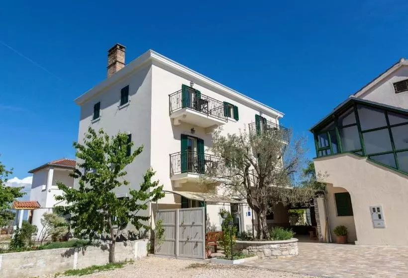 هتل Casa Saina Rovinj