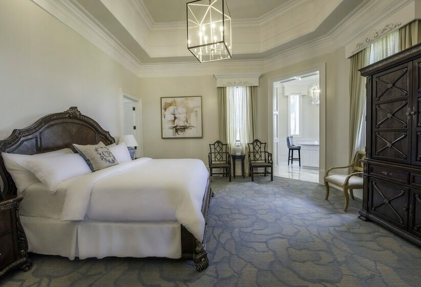 فندق The Kentucky Castle