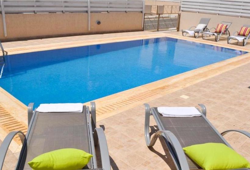 בית מלון כפרי Oceanview Luxury Villa 173