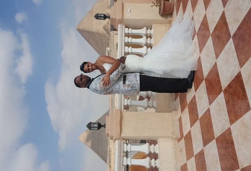 هتل Royal Pyramids Inn