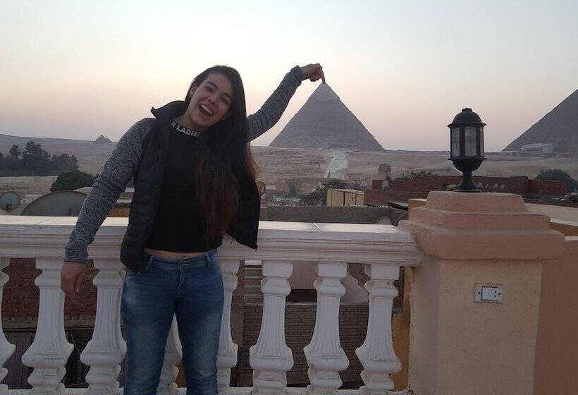 هتل Royal Pyramids Inn