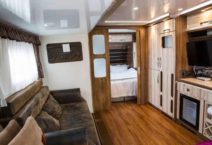 Hotelli Seclusion Scenery Of Shangshui International Rv Resort