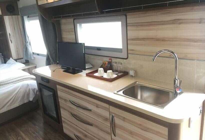 Otel Seclusion Scenery Of Shangshui International Rv Resort