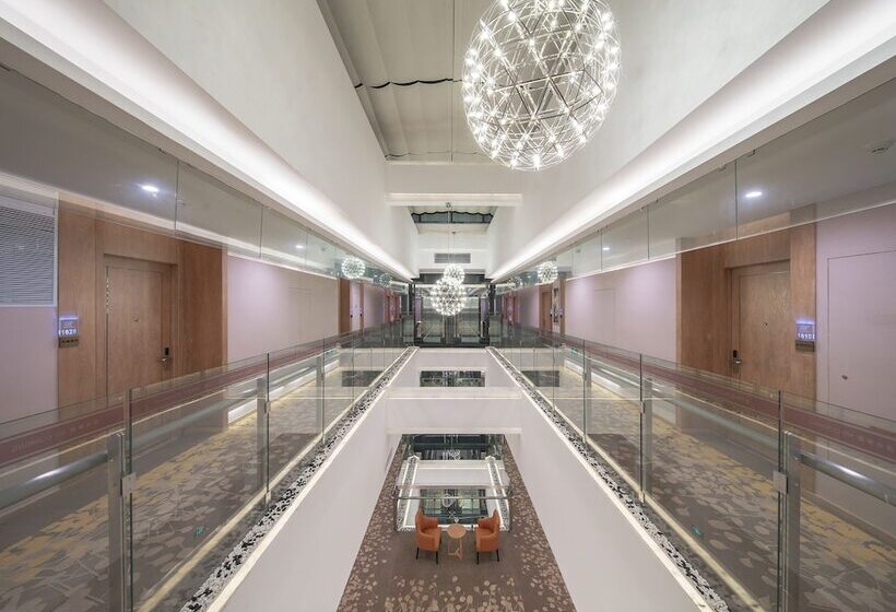 Novotel Shanghai International Tourism Zone North