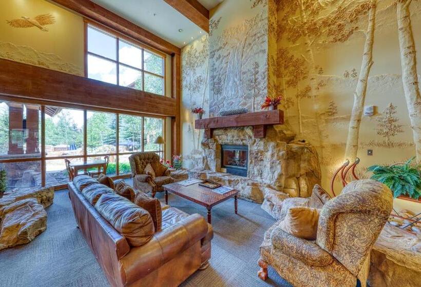 هتل The Springs At River Run