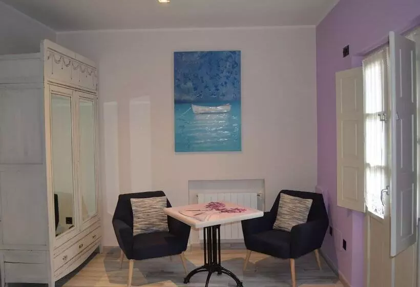 Akla Hotel Suites Santillana
