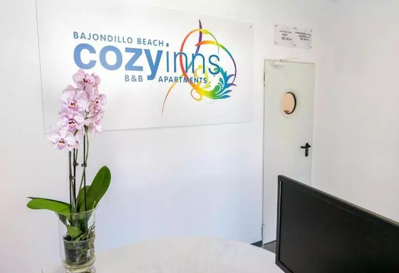 Aamiaismajoitus (B&B) Bajondillo Beach Cozy Inns