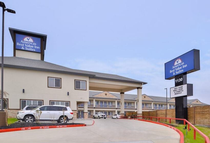 فندق Americas Inn & Suites Iah North