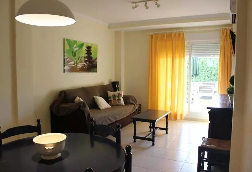 هتل Apartamentos Faro