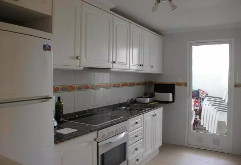 هتل Apartamentos Faro