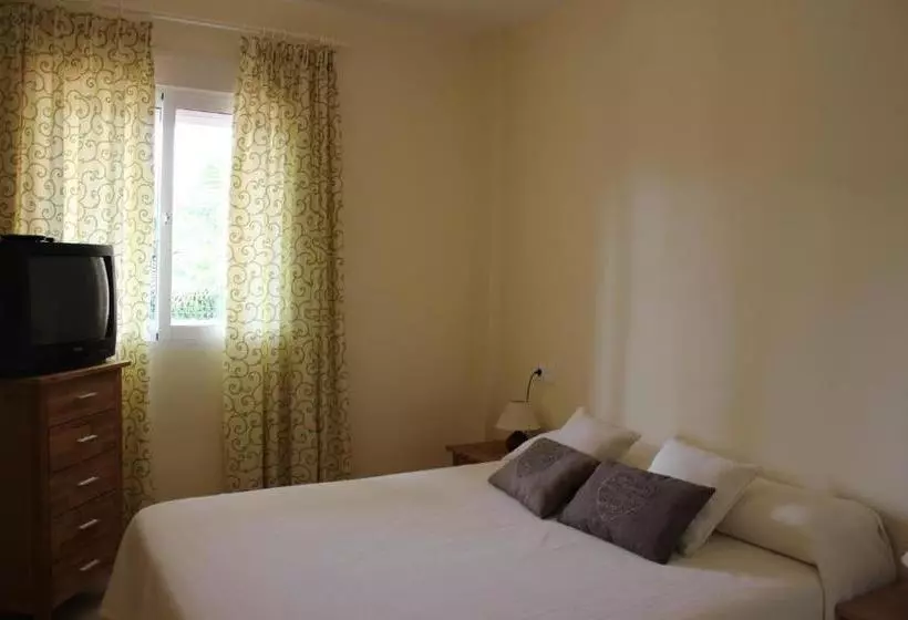 هتل Apartamentos Faro