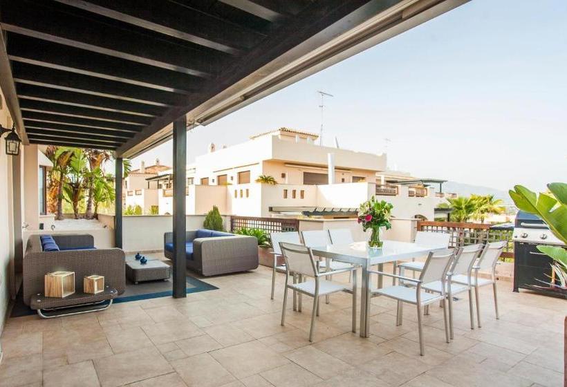 ホテル Bravo Medina