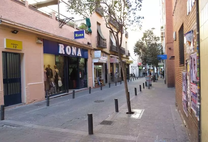 هتل Casa De Huéspedes Almansa