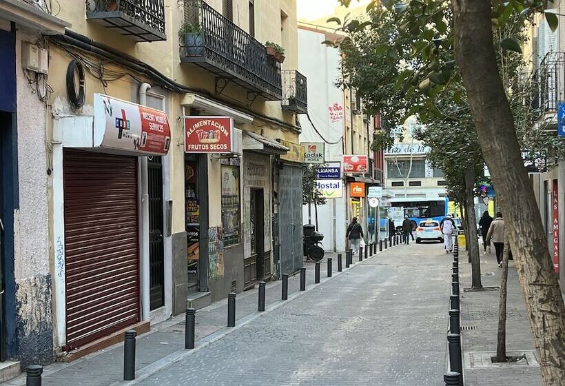 هتل Casa De Huéspedes Almansa