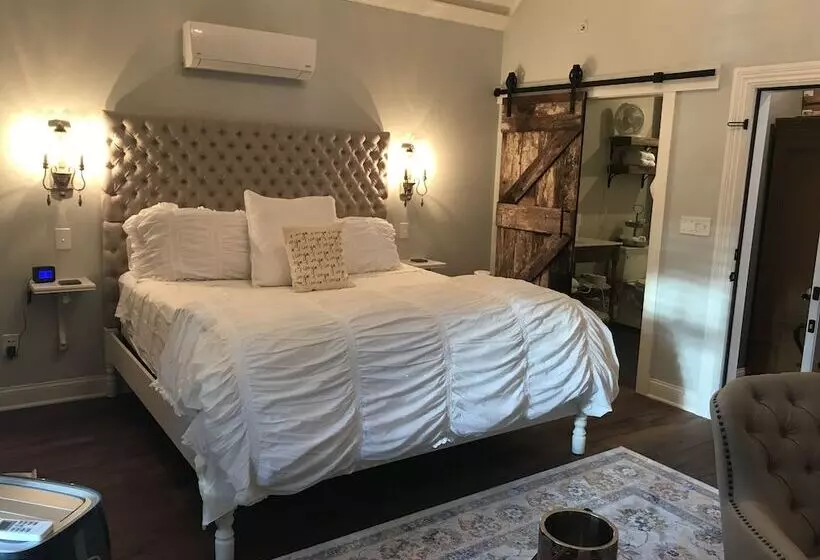 Hotelli Chateau Rooms