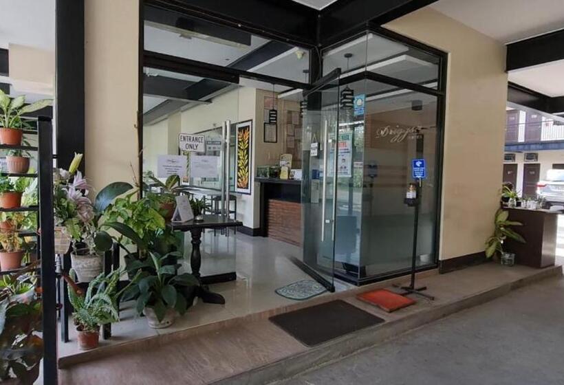 בית מלון כפרי Drigg S Suites