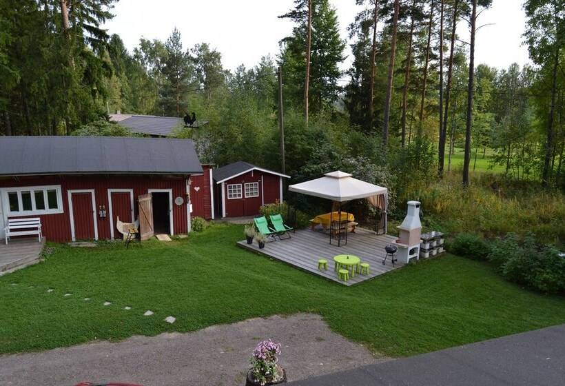 هتل Pikku Torppa Cottage
