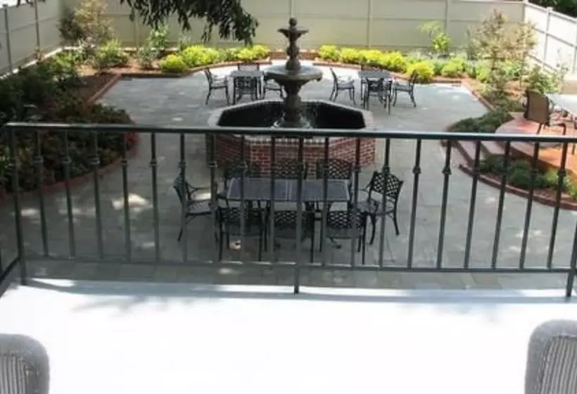 Hotelli Wilkins Town House