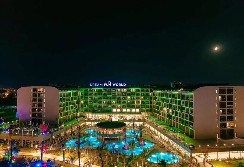 Hotelli Dream Fun World