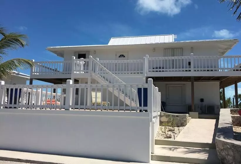 Caribbean Sea Breeze Villas