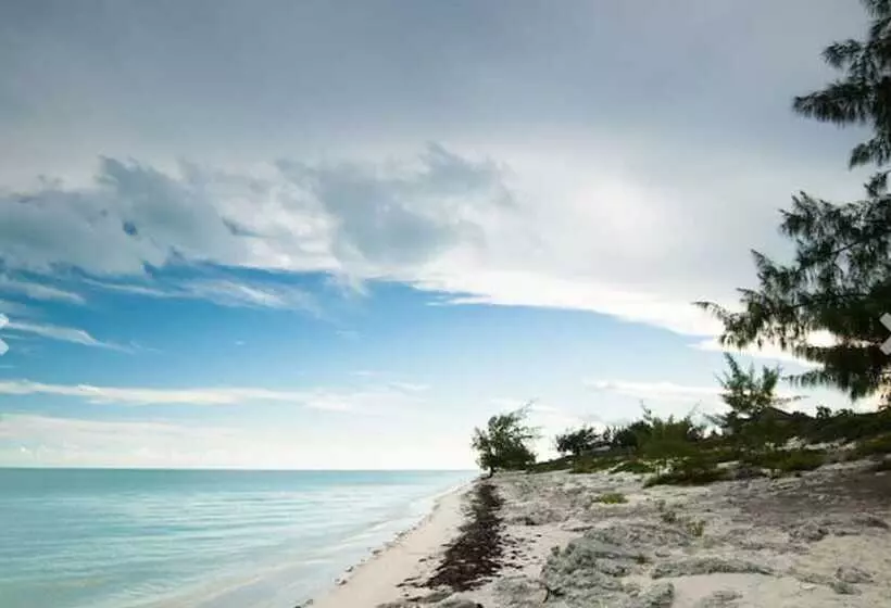 Caribbean Sea Breeze Villas